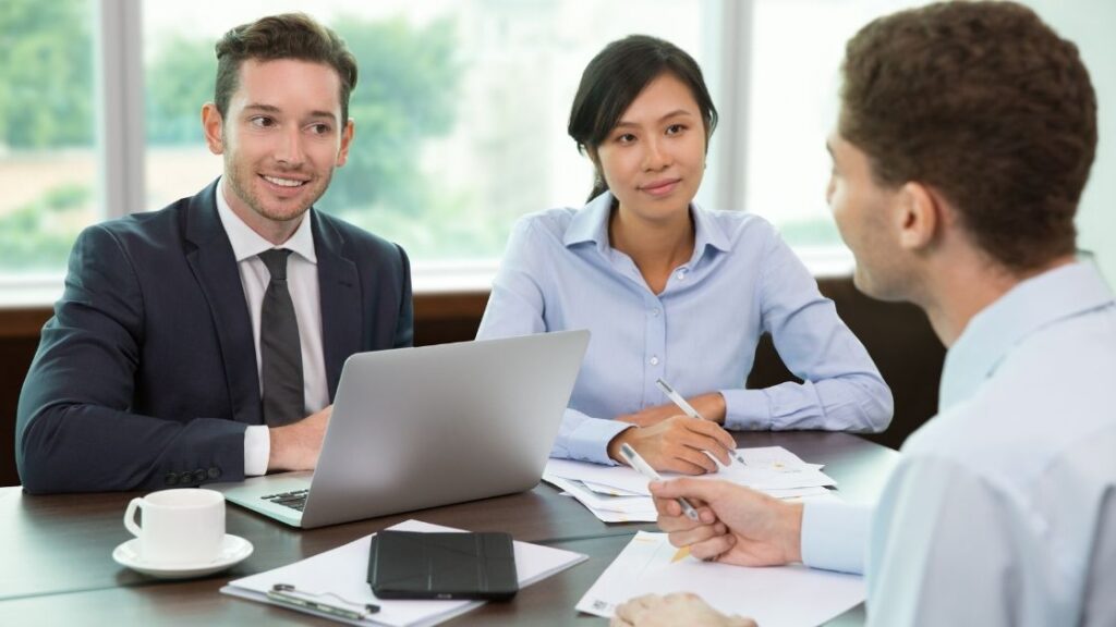 A Complete Guide to Writing Effective Meeting Minutes Emails