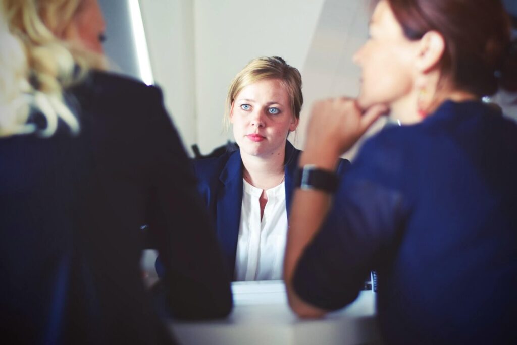 5 things to keep in mind while choosing digital meetings solutions
