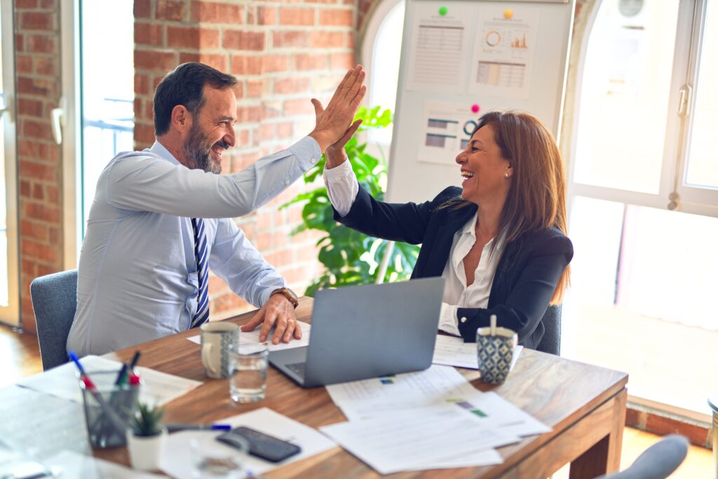 leverage technology to optimize performance evaluation process of boards and directors