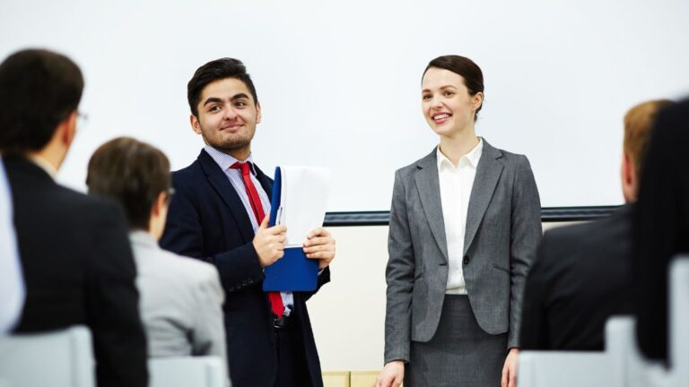 Effective Board Communication: Practical Strategies for Security, Transparency and Collaboration