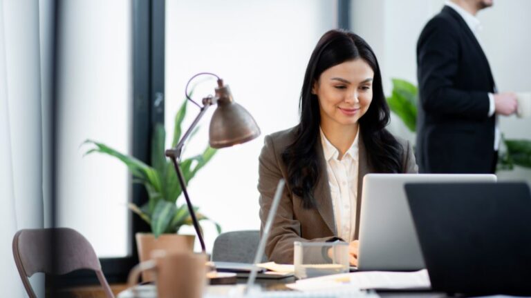 8 Essential Boardroom Tools for Smarter Governance