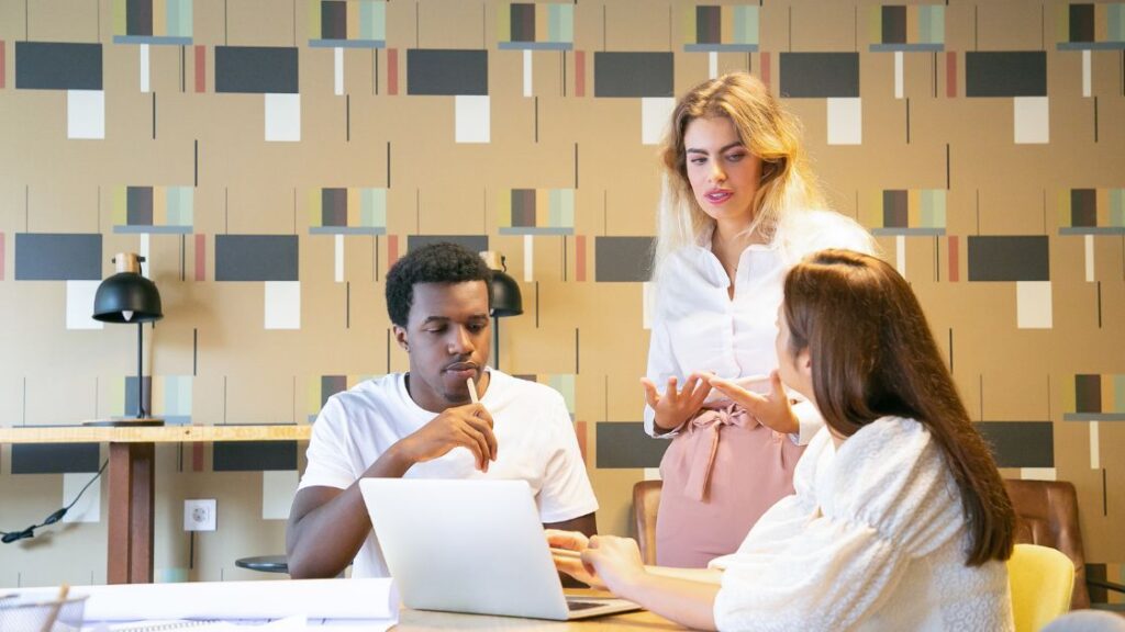 Strengthening Cybersecurity Compliance Through Better Governance and Technology