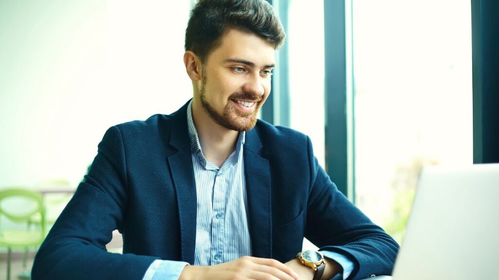 A practical guide to modernizing your whistleblower hotline: Six essentials to consider