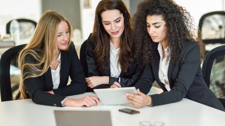 What Board Members Need to Understand About Multi Cloud Adoption and Oversight