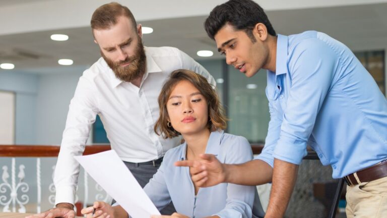 what is ethical leadership a complete guide to building integrity driven organizations