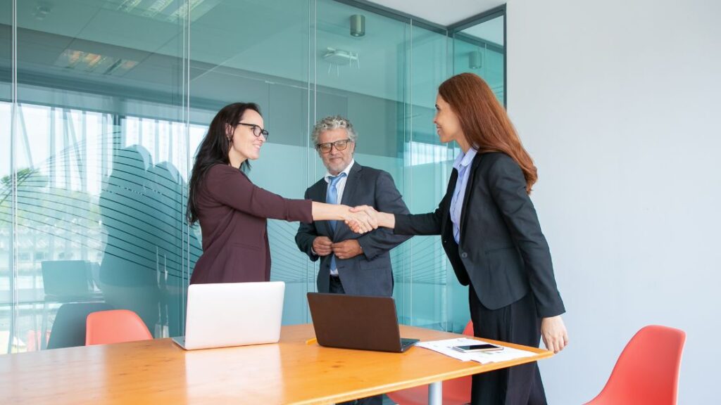 What is the role of a steering committee? A comprehensive guide to enterprise governance